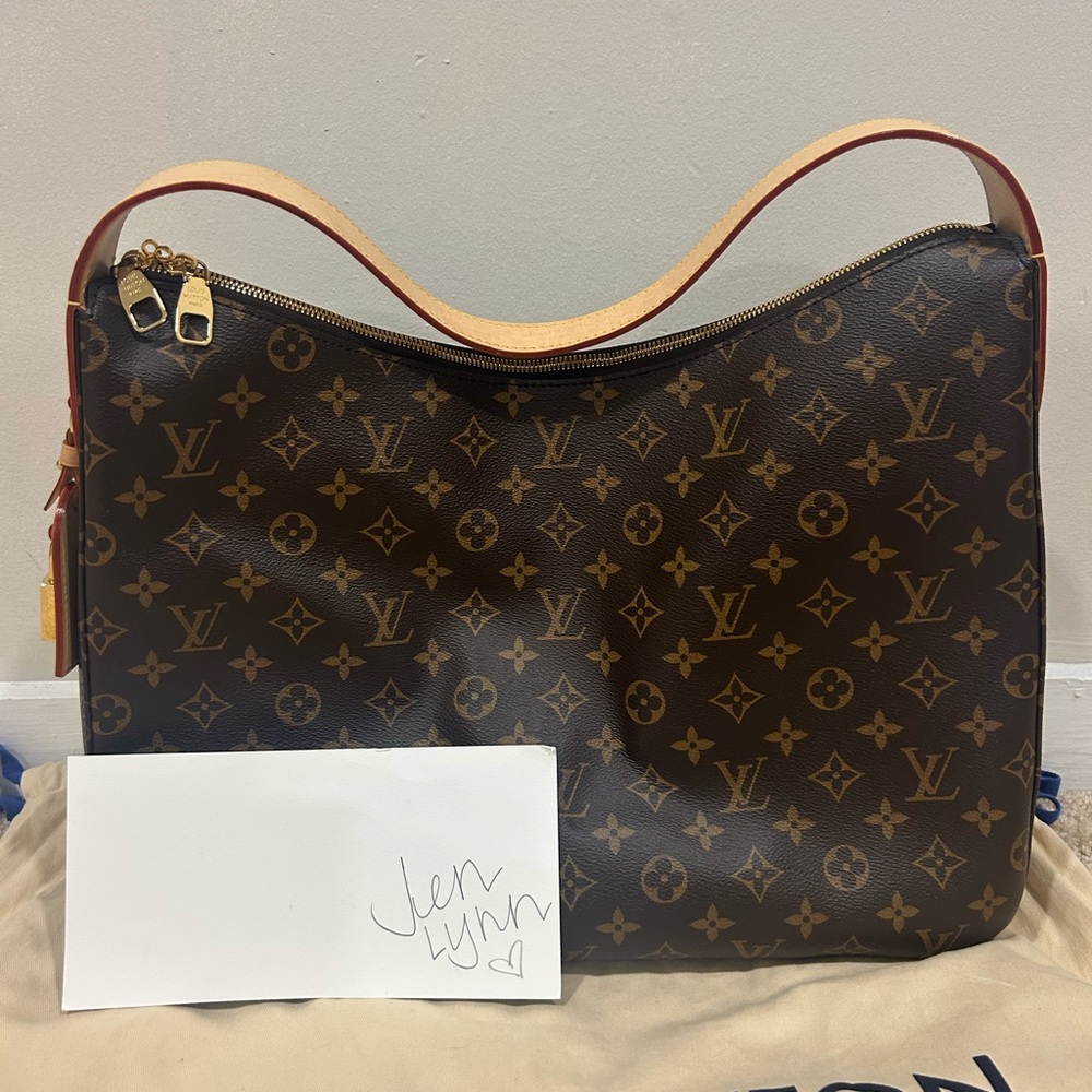 Louis Vuitton Slouchy MM